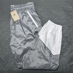 Nike Sportswear Windrunner Woven Lined Pants Gray Mens Large DX0653-084